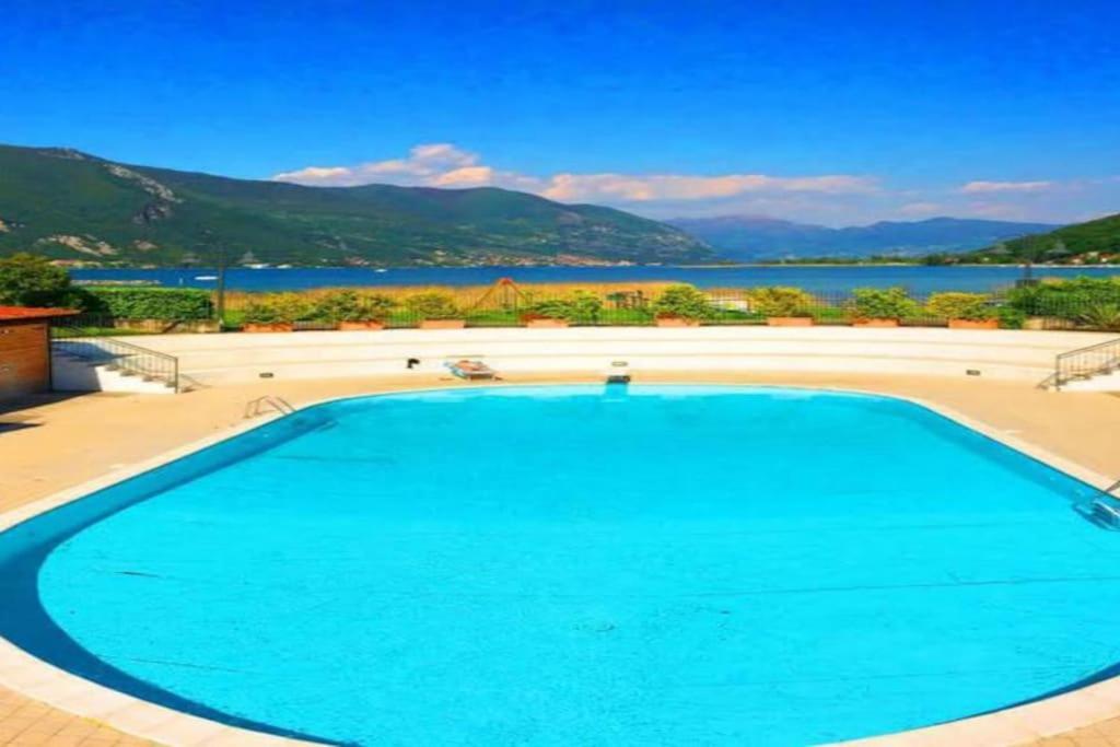 Appartement Copelia - Pool And Elegance à Paratico Extérieur photo